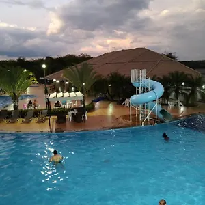 Do Lago, Com Churrasqueira Privativa , Cozinha , Internet Banda Larga, Rampa Barco E Jet, Pesqueiro - B101 Apartamento Caldas Novas